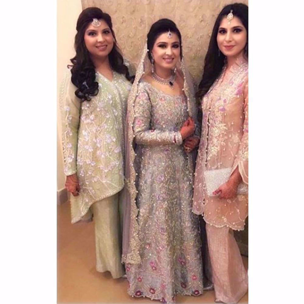 Picture of Gorgeous Bushra and her sisters all in Farah Talib Aziz