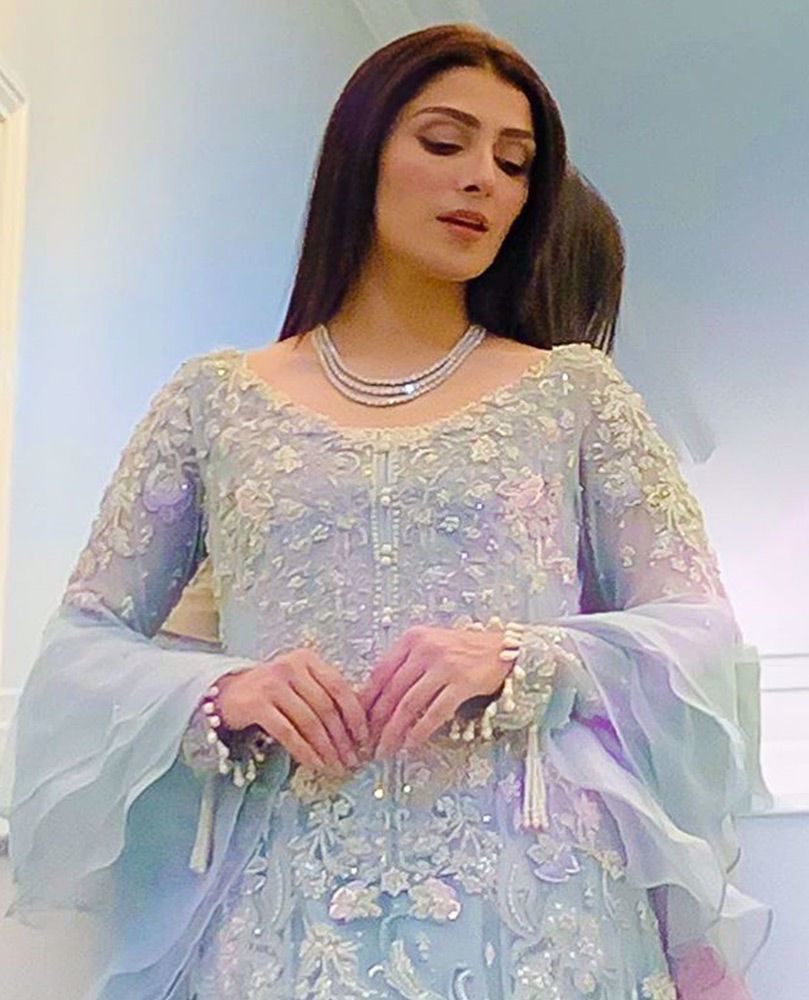 Picture of #AyezaKhan looks gorgeous in a signature #FarahTalibAziz ensemble, meticulously hand-worked with pearls, Swarovski crystals and silk thread-work in shades of pale lilac and blush pink