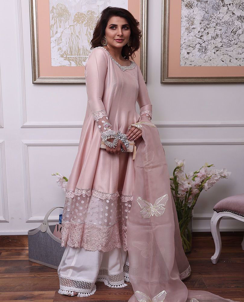 Picture of #AreebaHabib celebrating Eid in pretties shade of blush pink! Wishing you and your loved ones a blessed, safe Eid and a year full of happiness and the best of health