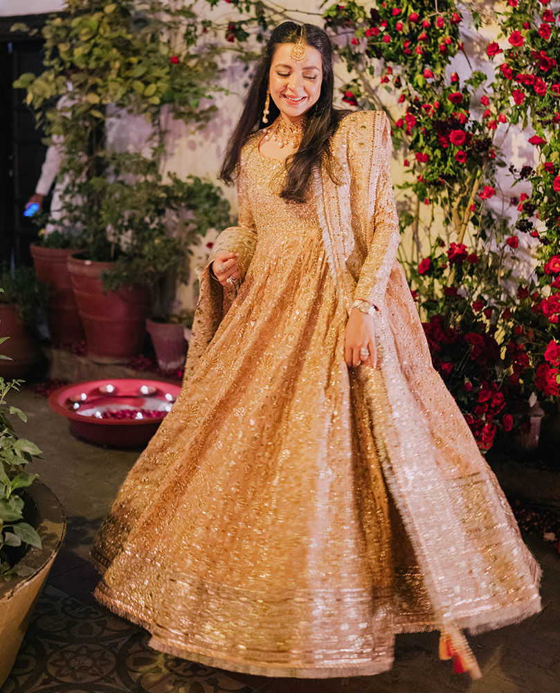 Picture of Maliha, on her brother’s Nikkah giving us a lesson in traditional glamour.