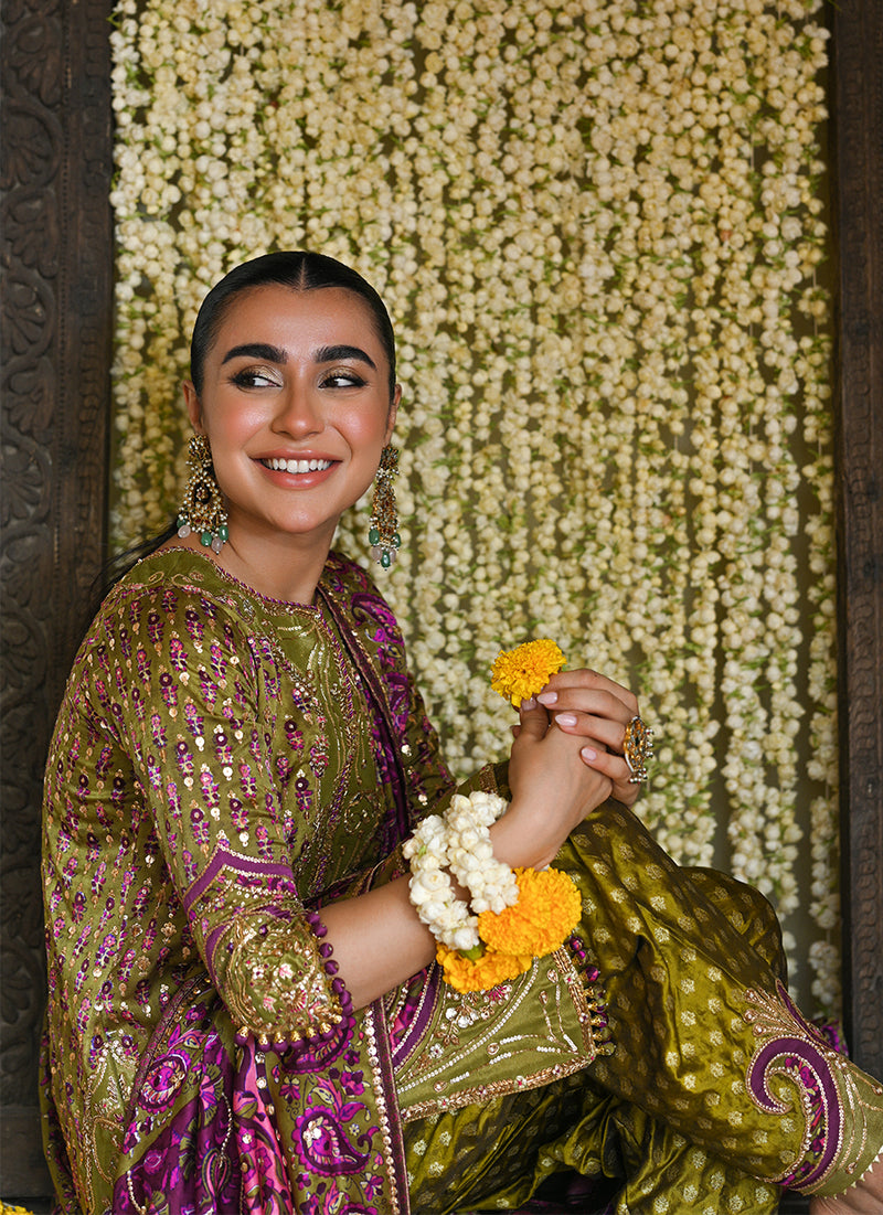 Alira Mehndi green kurta and shalwar with embellished block print dupatta
