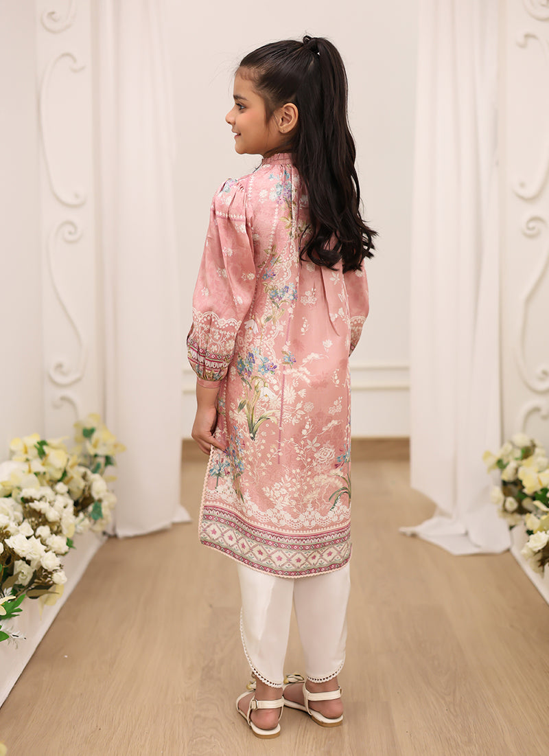 Elara Blossom With Pants