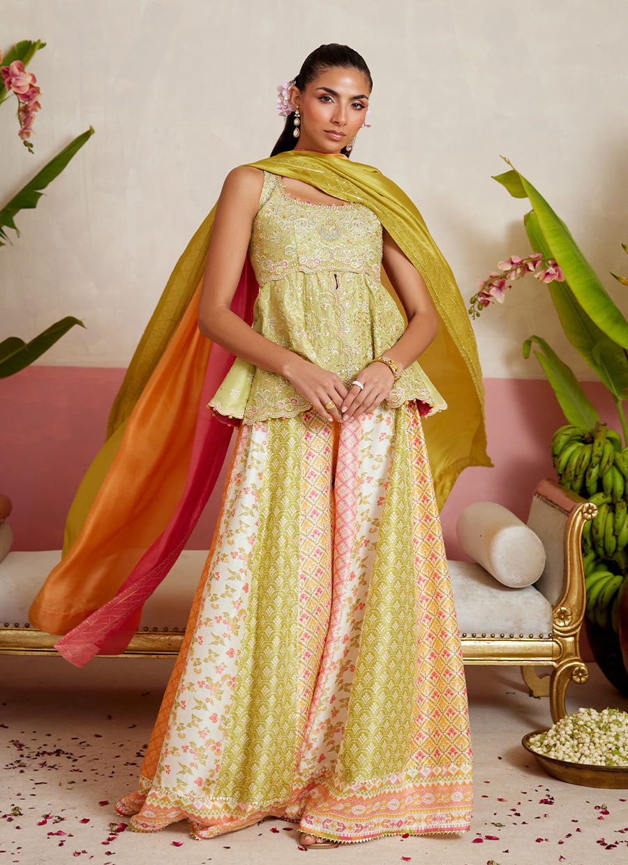 Tayla Shirt, Dupatta And Dhaka Pants