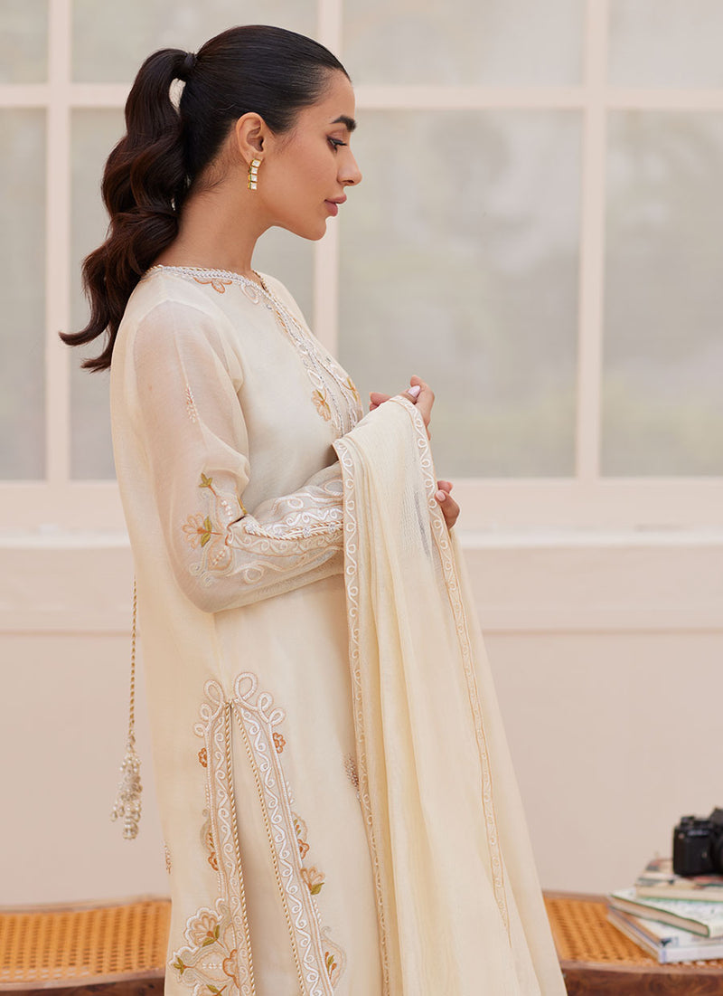 Evra Ivory Shirt And Dupatta