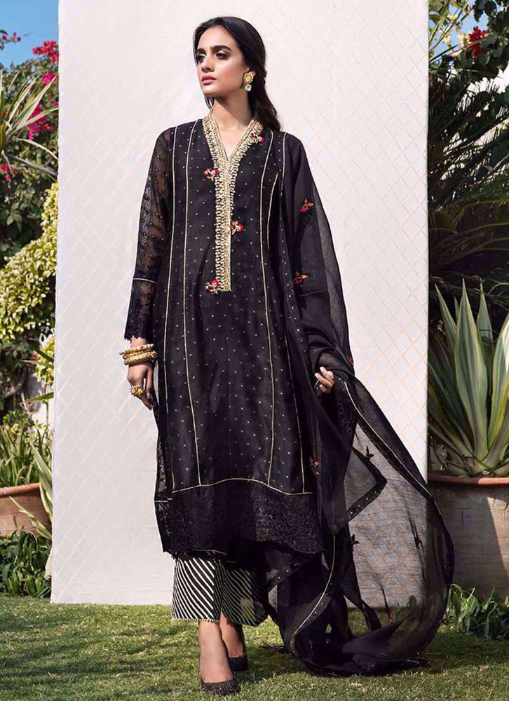 Farah Talib Aziz. Black shimmer 