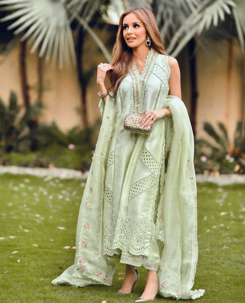 Picture of Mahnoor Arshad is gorgeous in a cool mint green #FarahTalibAziz ensemble.
