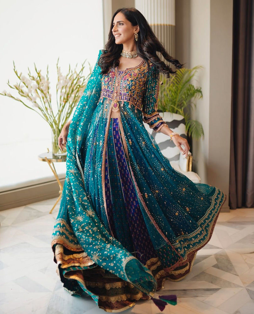 Picture of Sehar Afzall is absolutely striking in a signature #FarahTalibAziz ensemble.