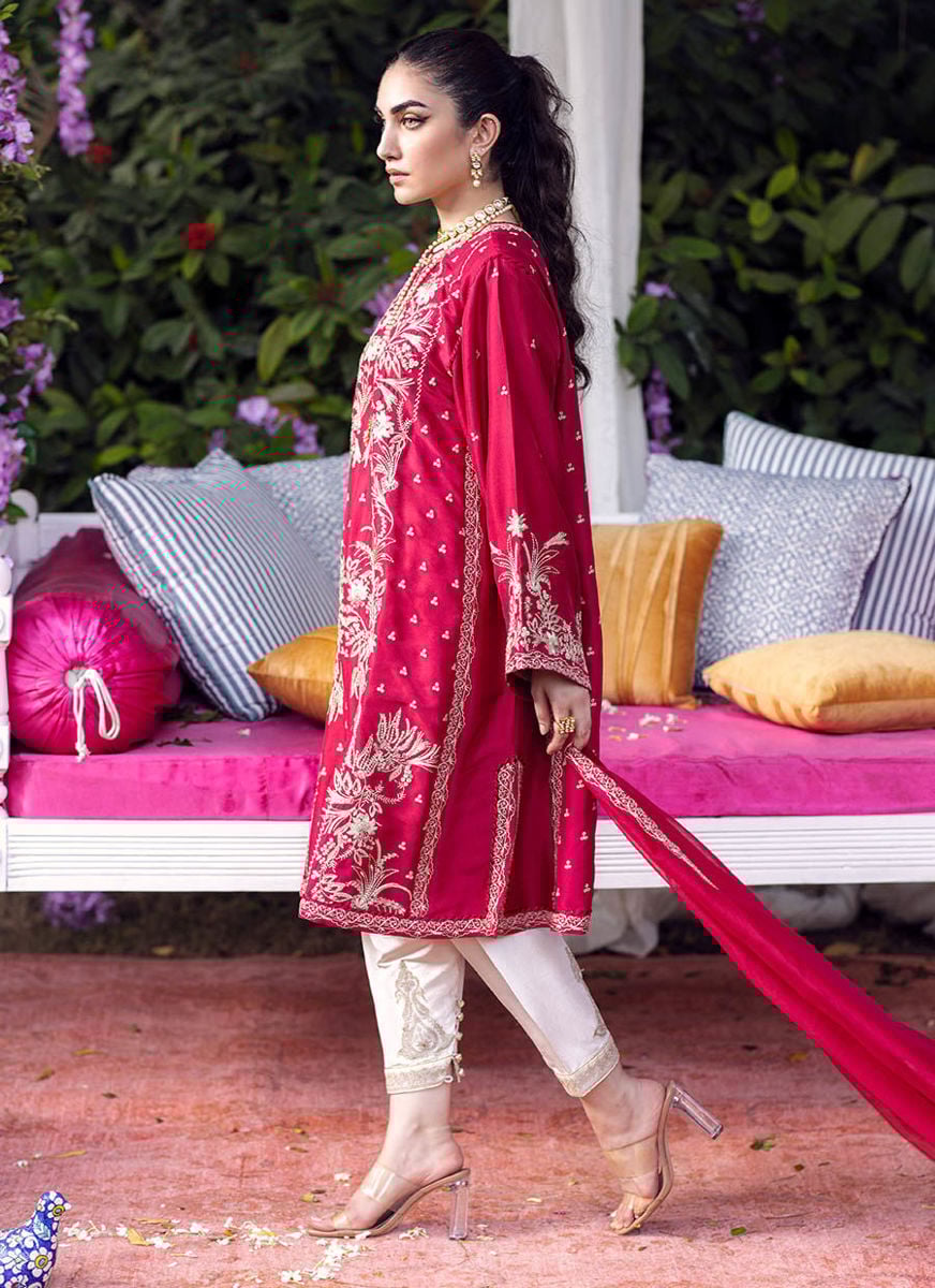 Isla Crimson Shirt And Dupatta