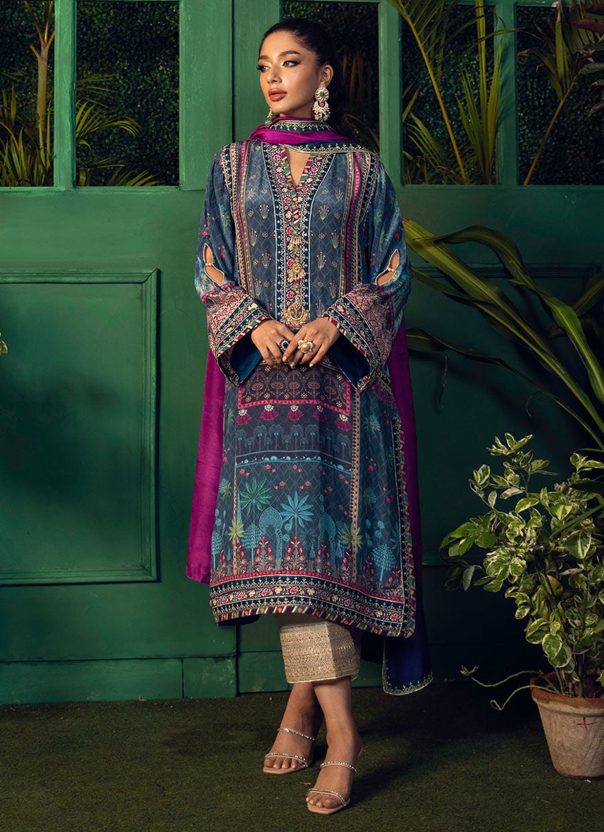 Iraan Navy Printed Crepe Silk Kurta With  Silk Ombre Dupatta
