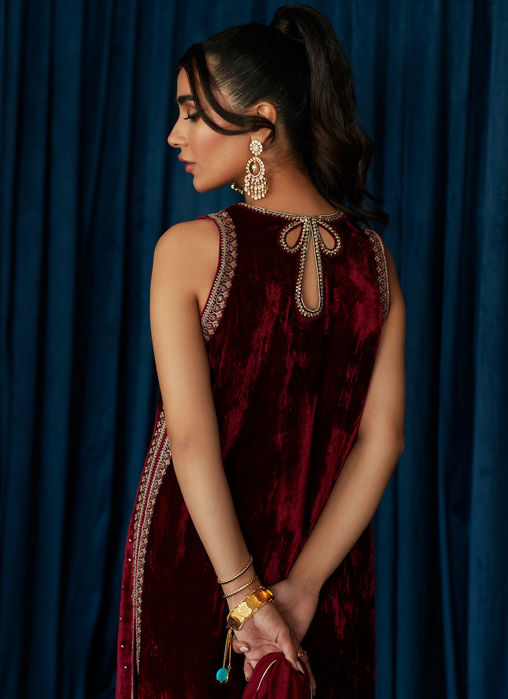 Rita Scarlett Shirt And Dupatta