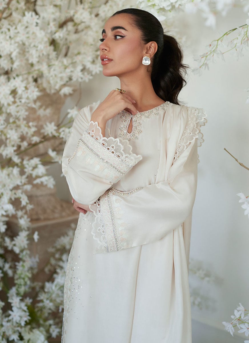 Sika Ivory Shirt And Dupatta