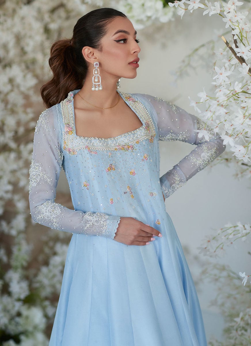 Nilla Kalidaar And Dupatta