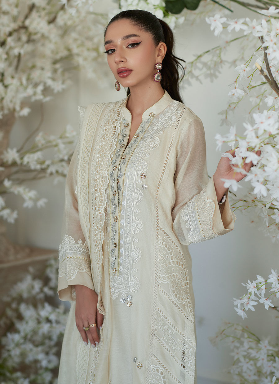 The Paige in Ivory main image 0