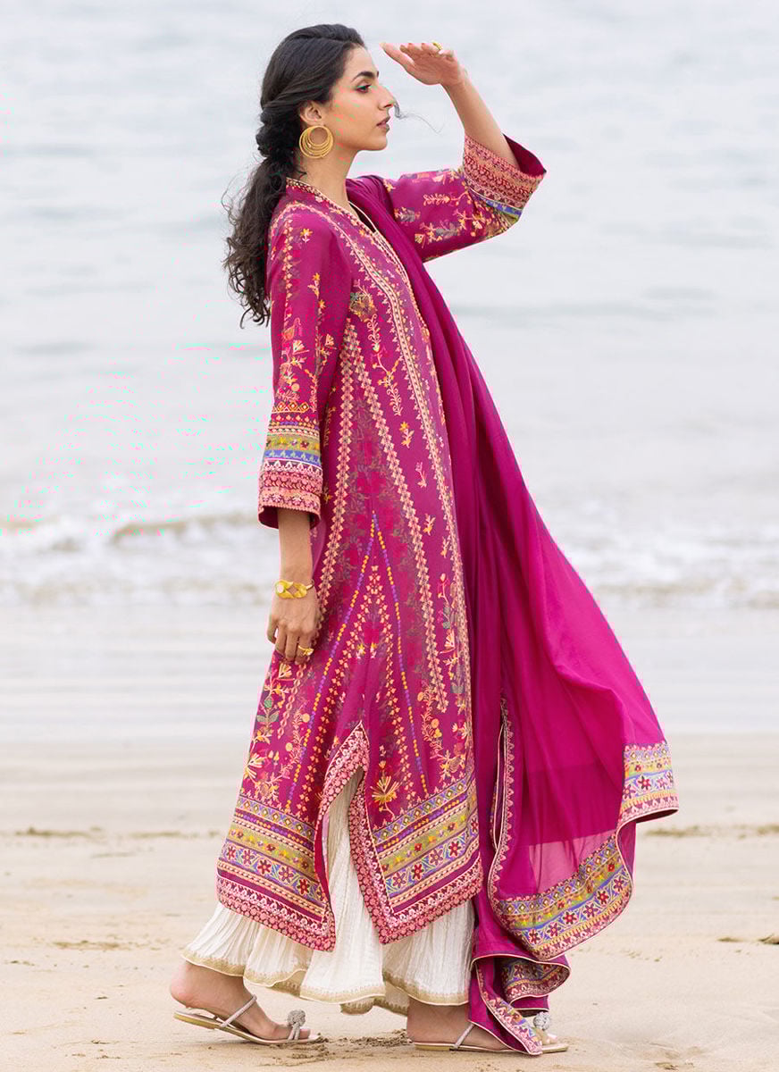 Aelia Magenta Kurta And Dupatta