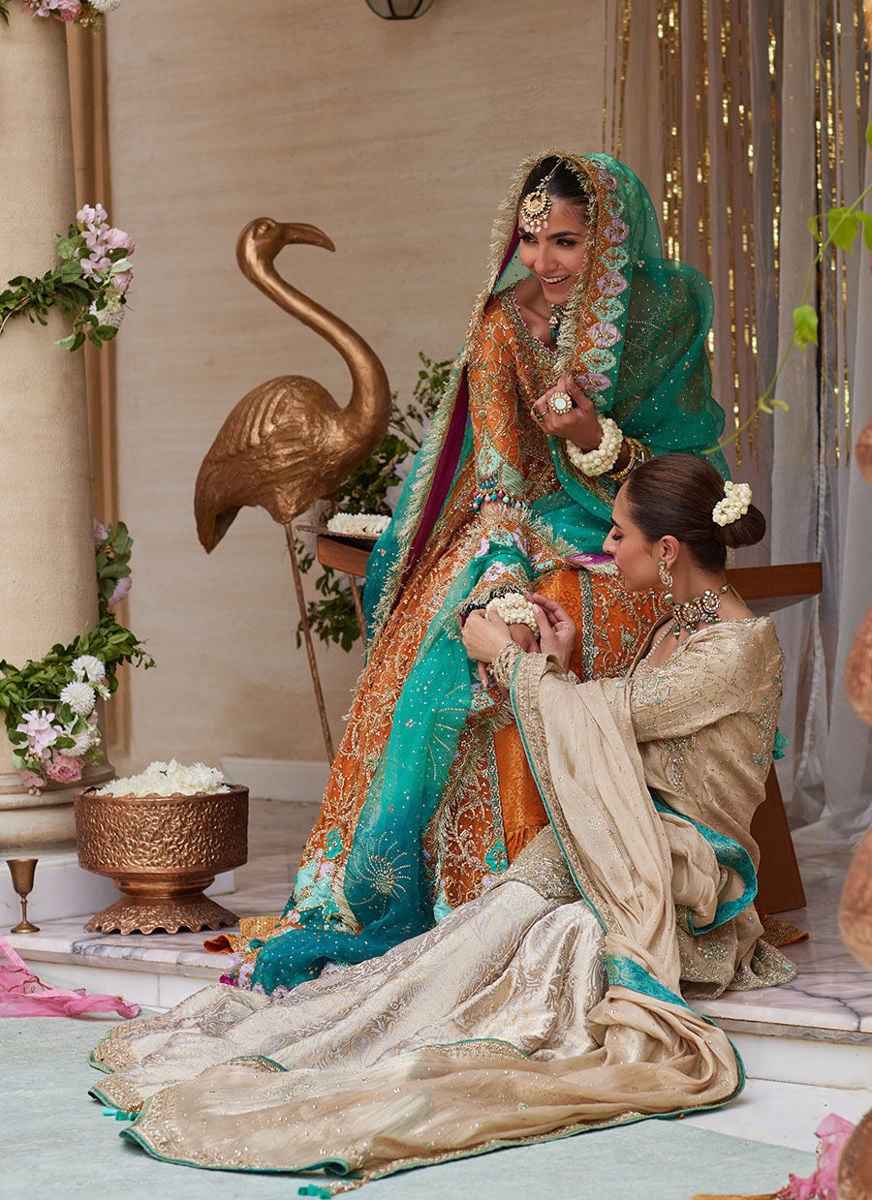 Vyara Gold Jacket And Lehenga