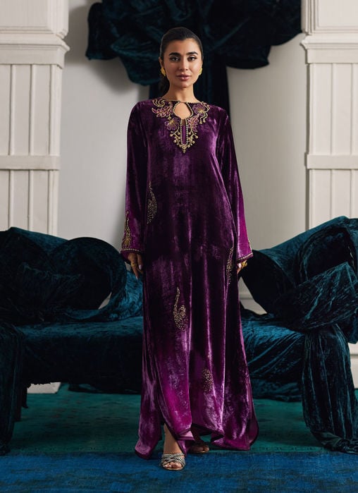 Nia Ombre Velvet Kaftan with pants and dupatta