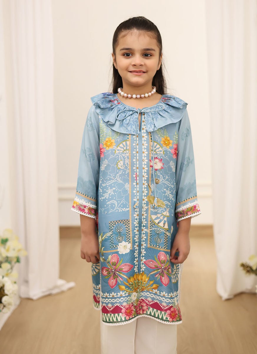 Carla Blossom With Pants