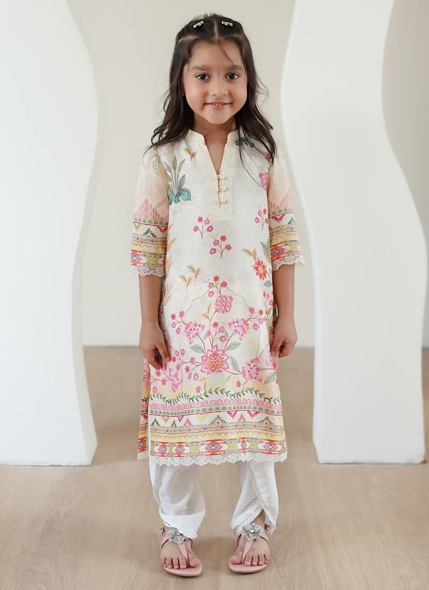 Faye Ivory Blossom B