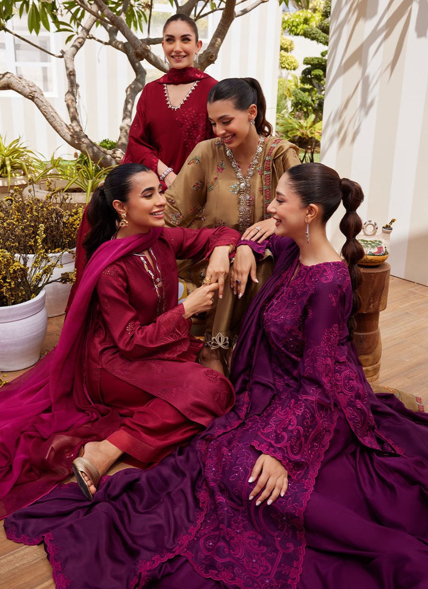 Lira Beige Shirt And Dupatta