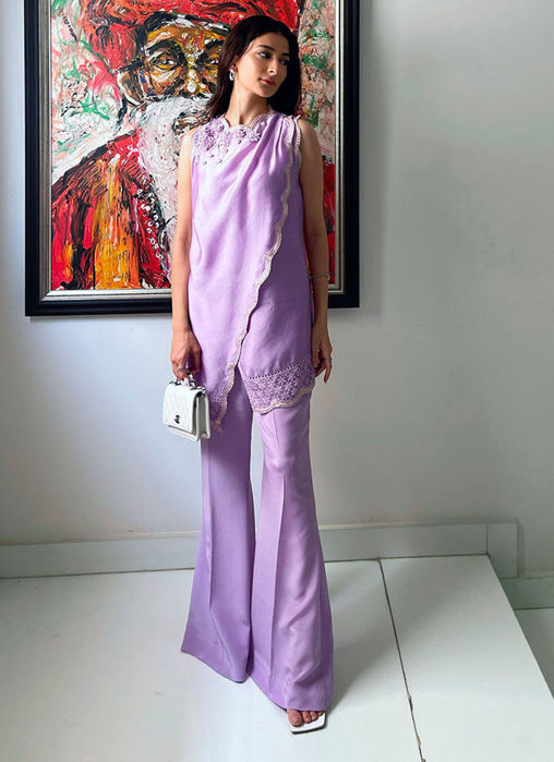 Picture of Alisha Adnan In Suzette Lavender
