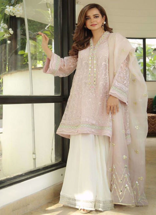 Picture of ⁠Sumbul Iqbal Beautiful In Our Mauve Sheesh Kurta