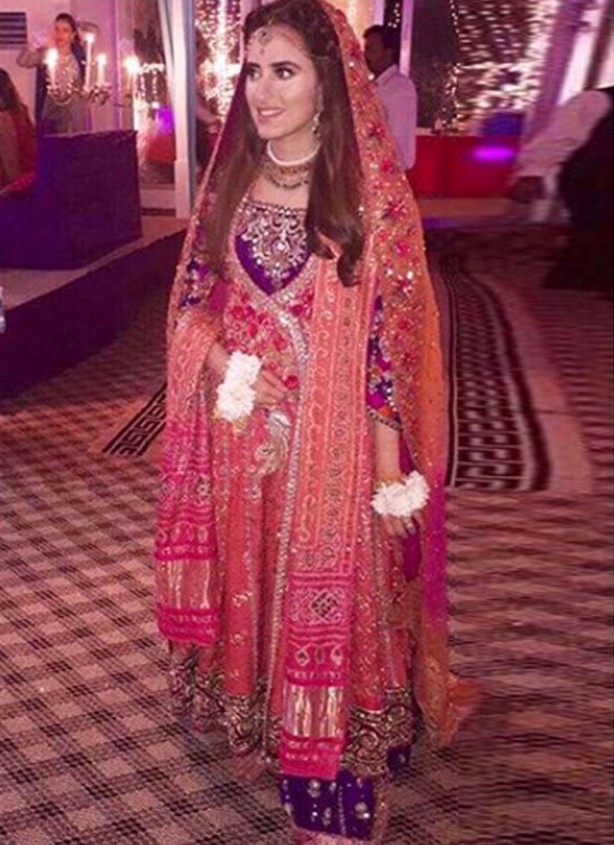 Anum Rajwani In A Signature #FTA
