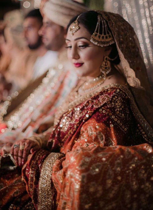 Sundas Malik Look Ravishing In A Regal Scarlet And Gold Ensemble