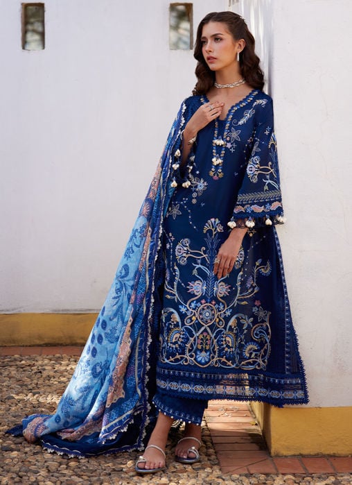 Nia Navy