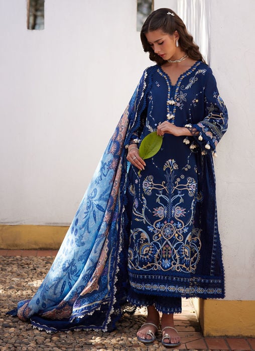 Nia Navy