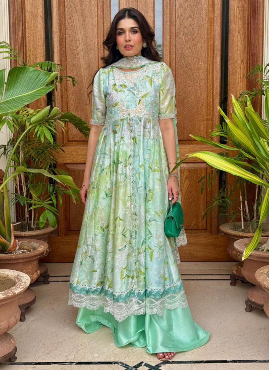 Serenelle Kalidaar and Dupatta