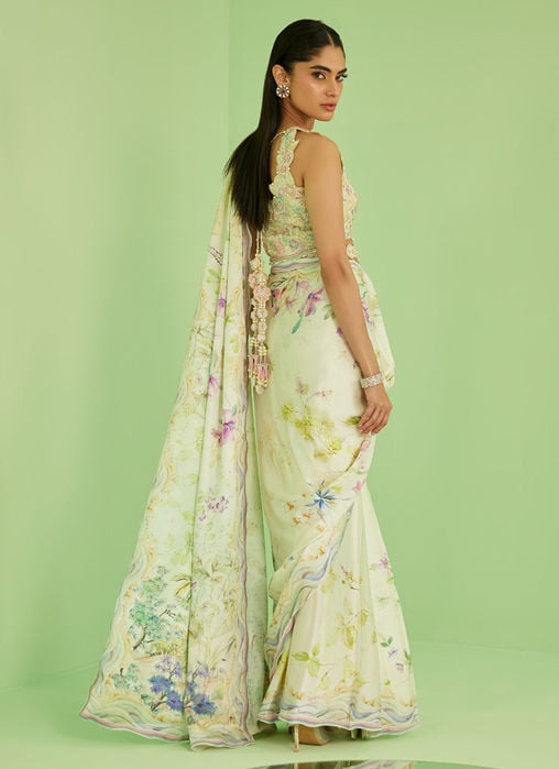 Avery Saree