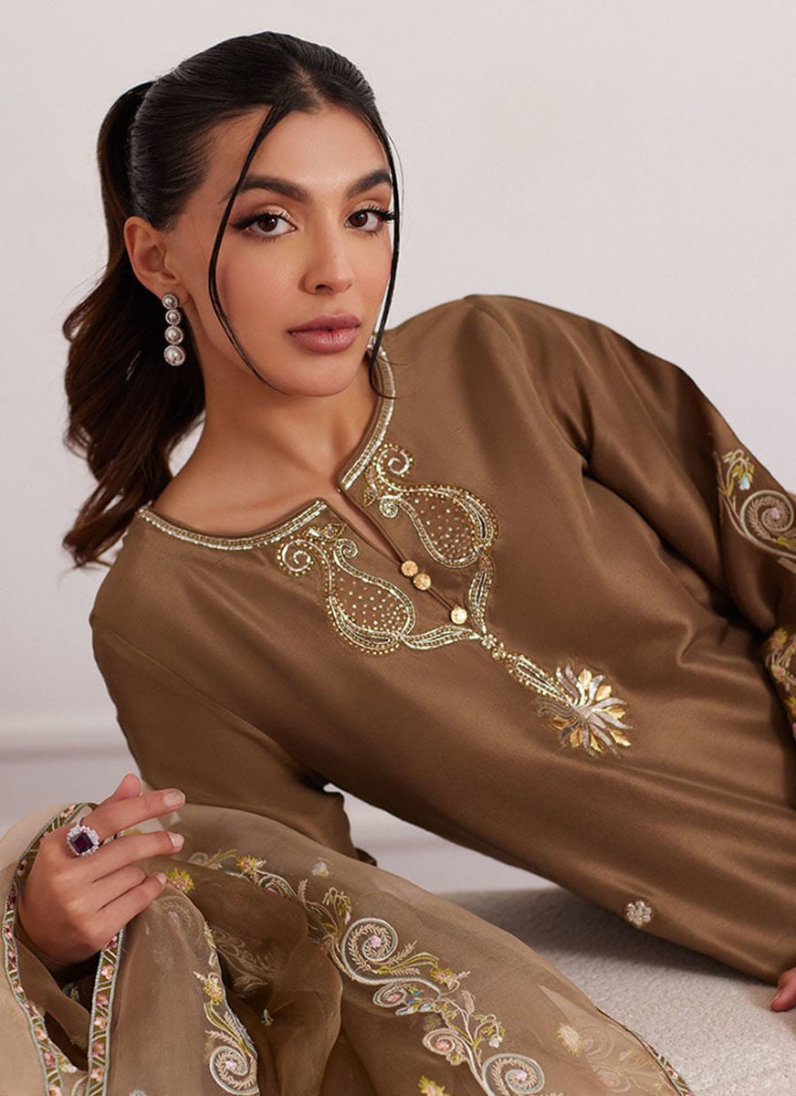 Thea Latte Shirt And Dupatta with pants