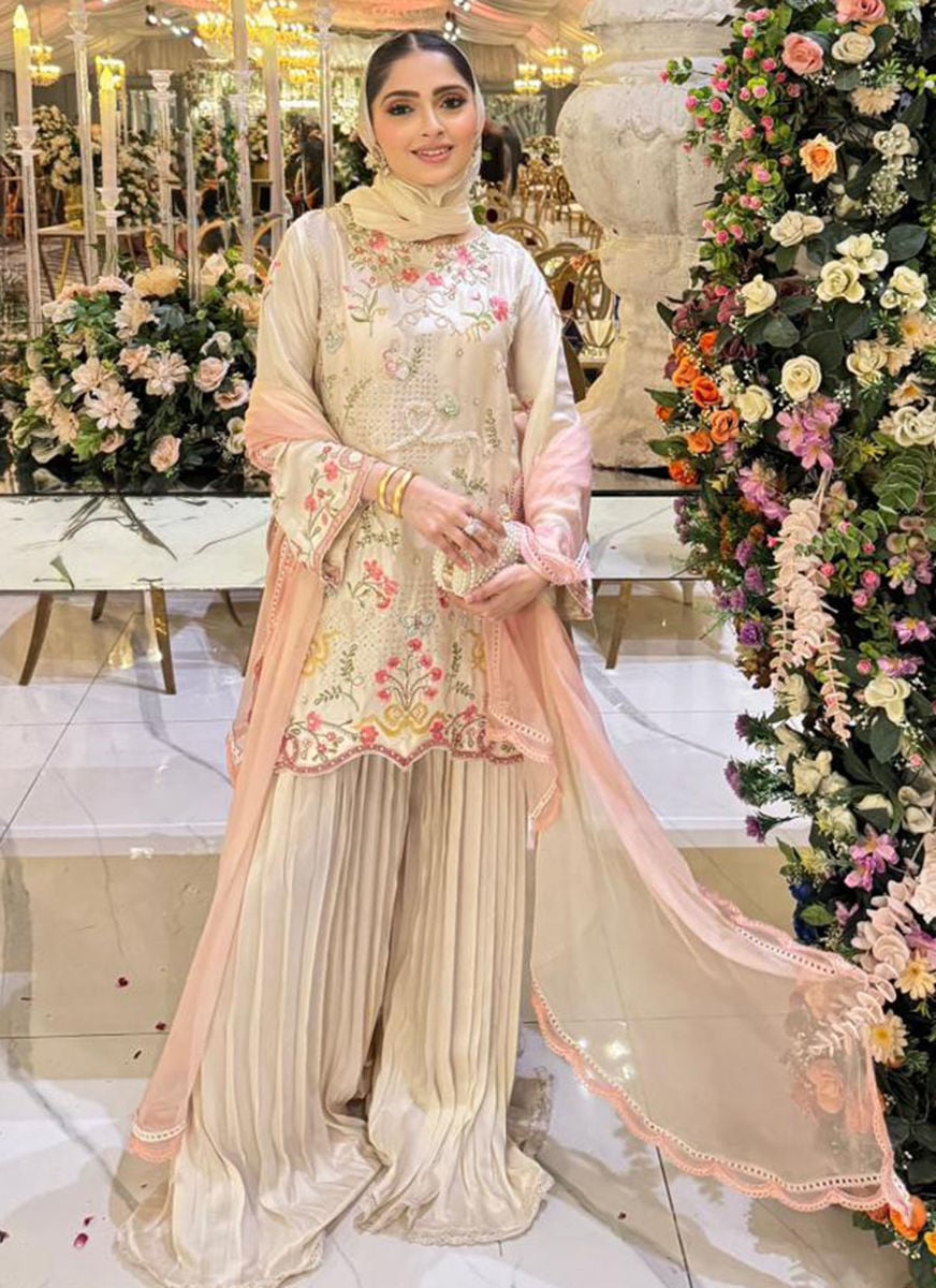 Anouk Ivory Shirt And Dupatta with pants