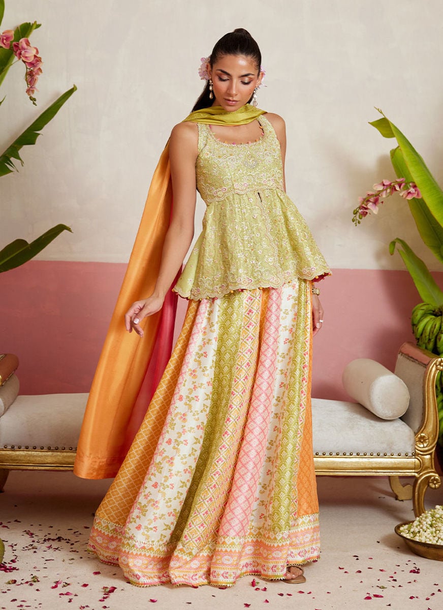 Tayla Shirt, Dupatta And Dhaka Pants