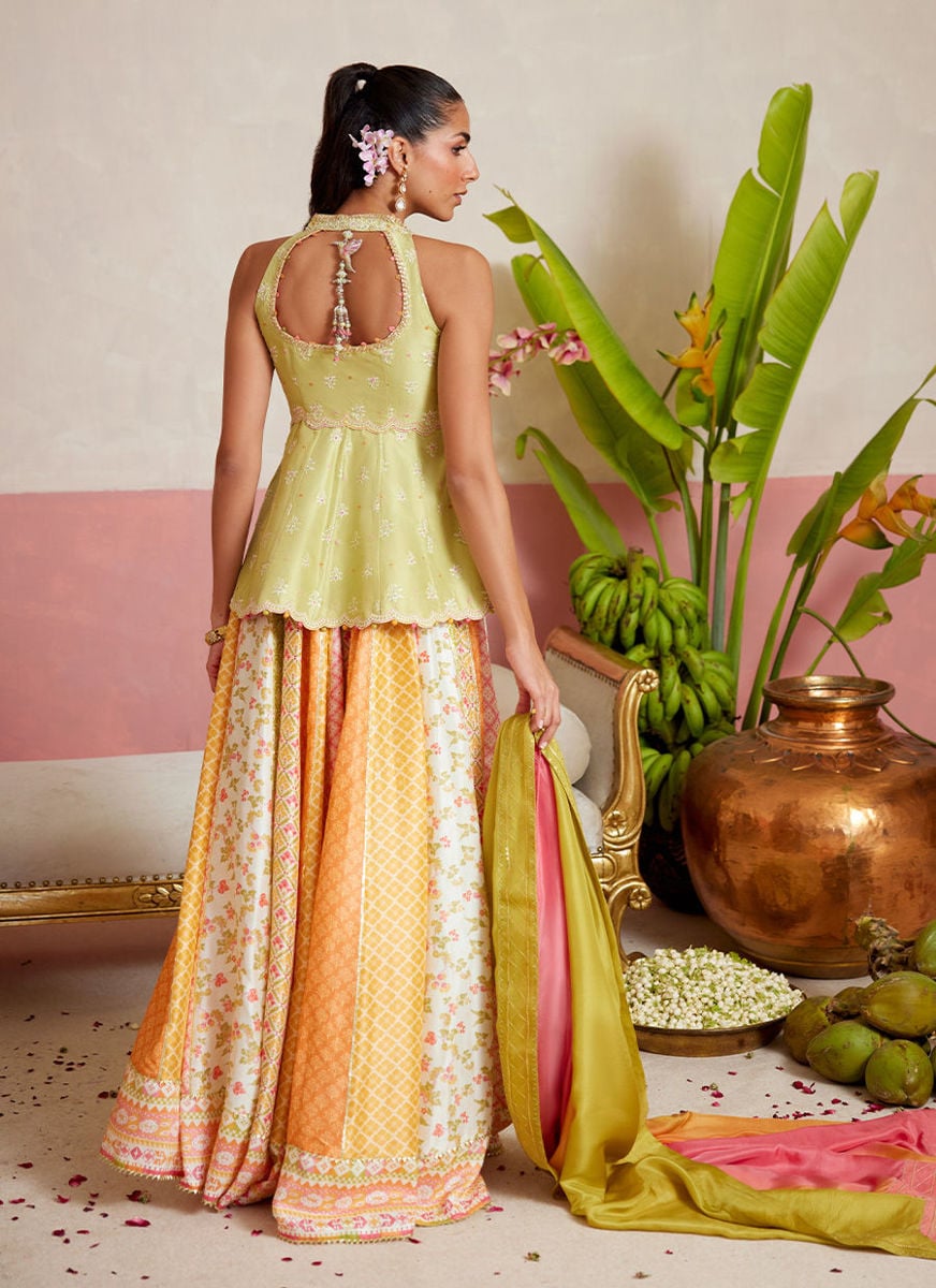 Tayla Shirt, Dupatta And Dhaka Pants