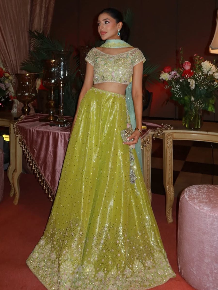 Aimen Gilanii stuns in Frankie Lehnga Choli