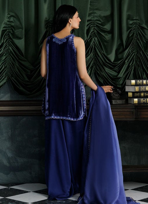 Kalia Shirt And Dupatta